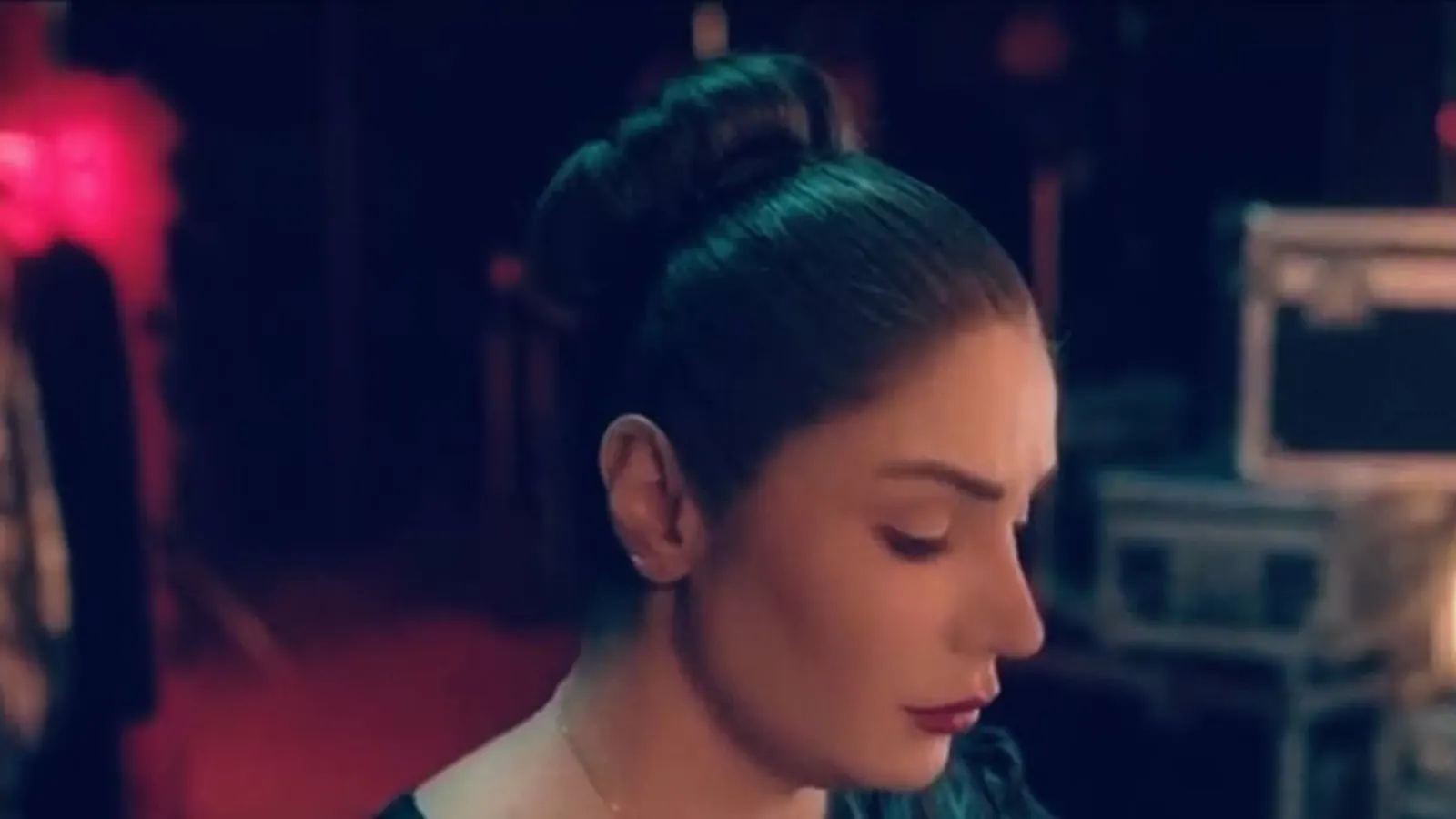 Swiss Gallery — TV Music Commercial